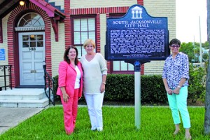 District 14 Councilwoman Lori Boyer, with former San Marco Preservation Society board members Robin Robinson and Jennifer Newman at newly installed historic marker