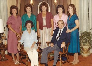 1981: Ward sisters Betty, Patty, Jan, Mona and Cathy with parents Ruth and William