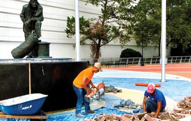Pavers replaced around Navy Memorial on Southbank