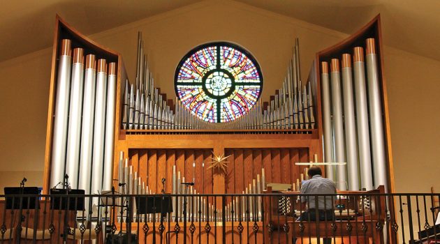 From mediocre to magnificent, pipe organ swells in praise