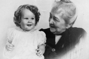 Mary Blair Jones with her grandmother of the same name