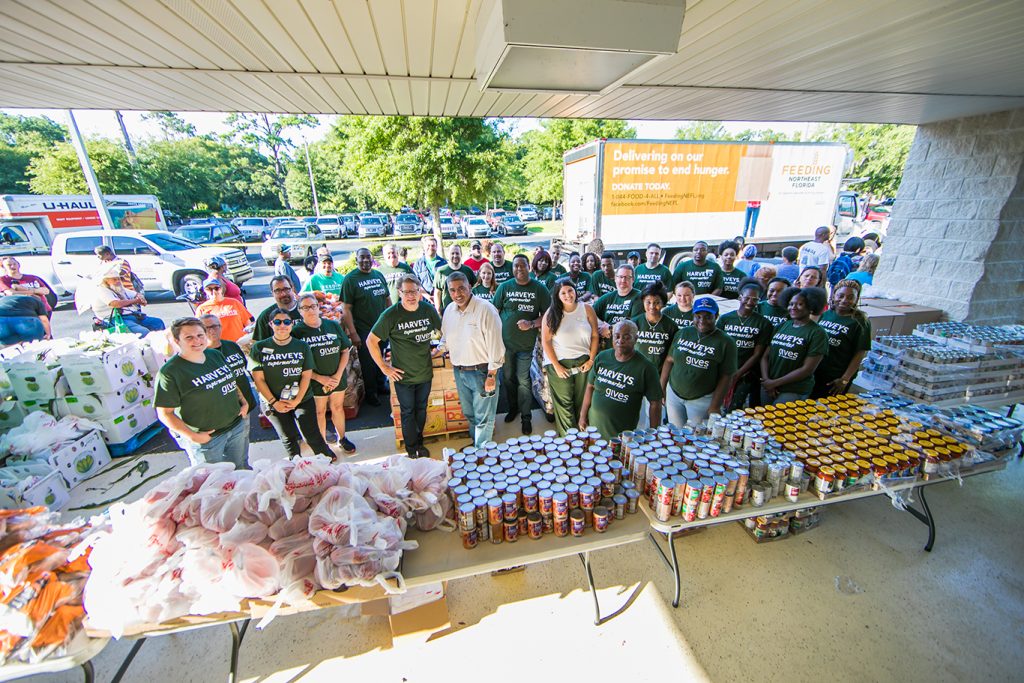 Harveys Supermarket presented Feeding Northeast Florida with $25,000 donation of fresh produce and own-brand shelf-stable products during a community mobile pantry event July 6 at the Paxon Revival Church.