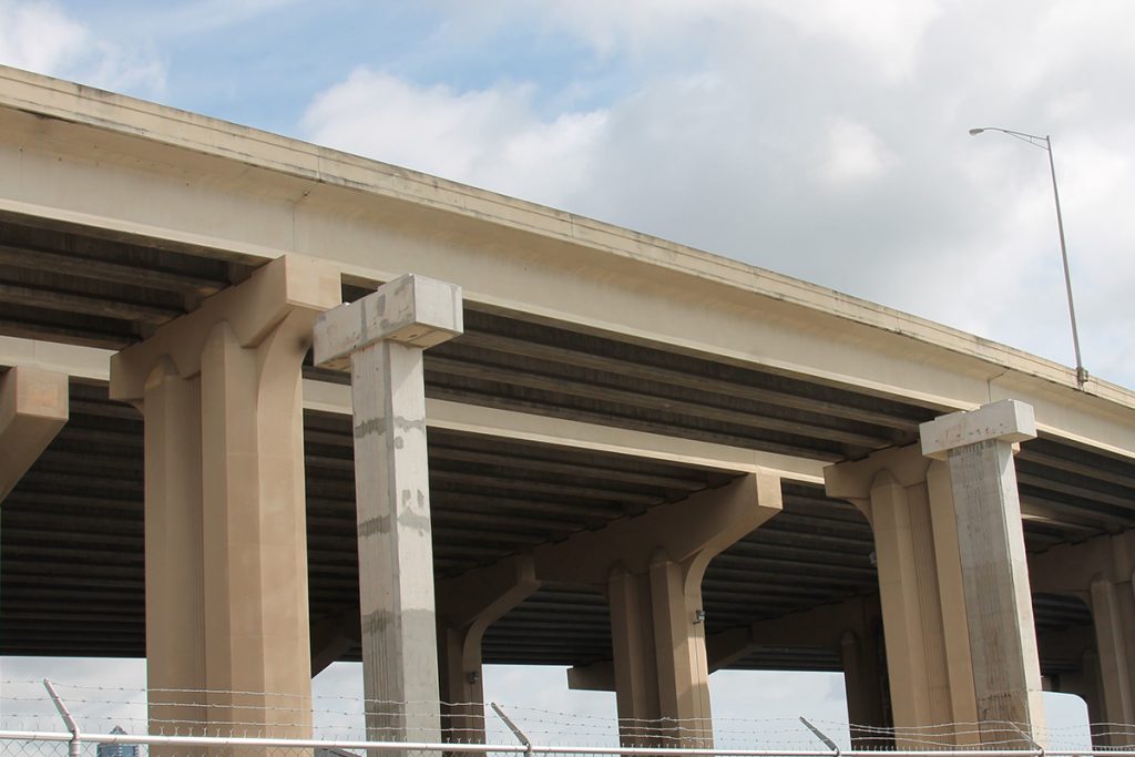 Columns on the Northbank behind the Red Cross office will support the new Fuller Warren Bridge expansion lane.