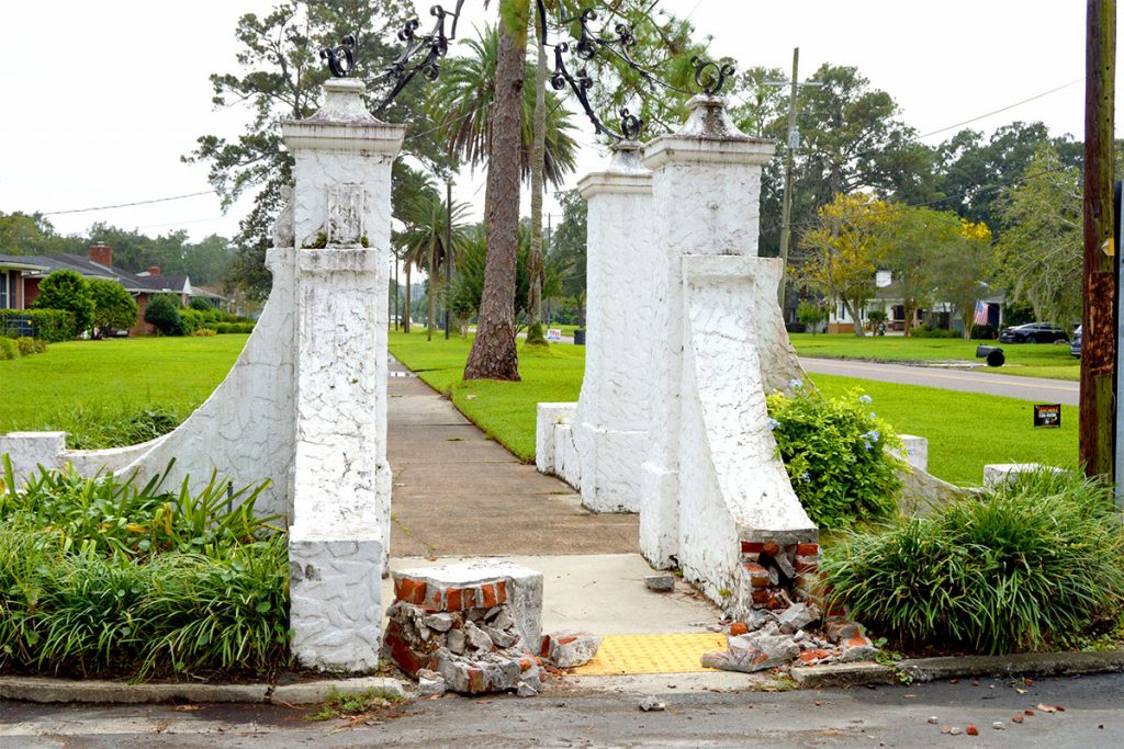 Damage due to a hit-and-run was extensive on the Venetia Gate portal that faces Yacht Club Boulevard.