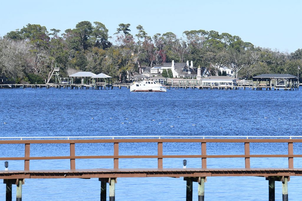 One of the latest derelict vessels in the area appears to be anchored, listed [leaning to one side] and now aground and silted in, just outside of the mouth of Big Fishweir Creek. It is one of the latest hazards in the St. Johns River, the vessel sits just off the bulkheads of nearby residents along Richmond Street’s waterfront in Avondale.