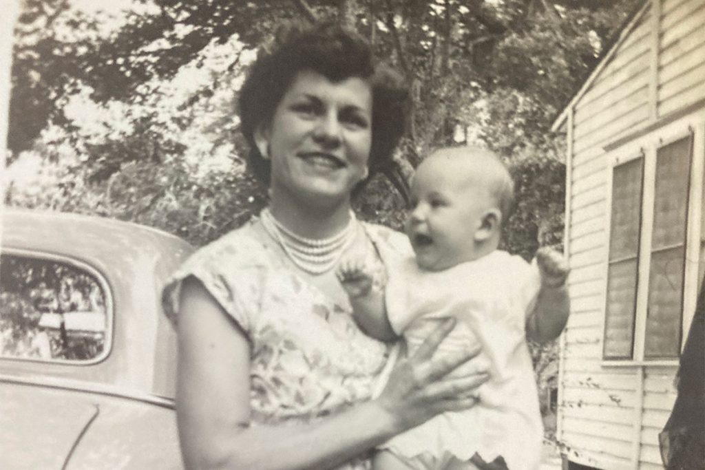 Rita Taylor and daughter Cheryl, 1949