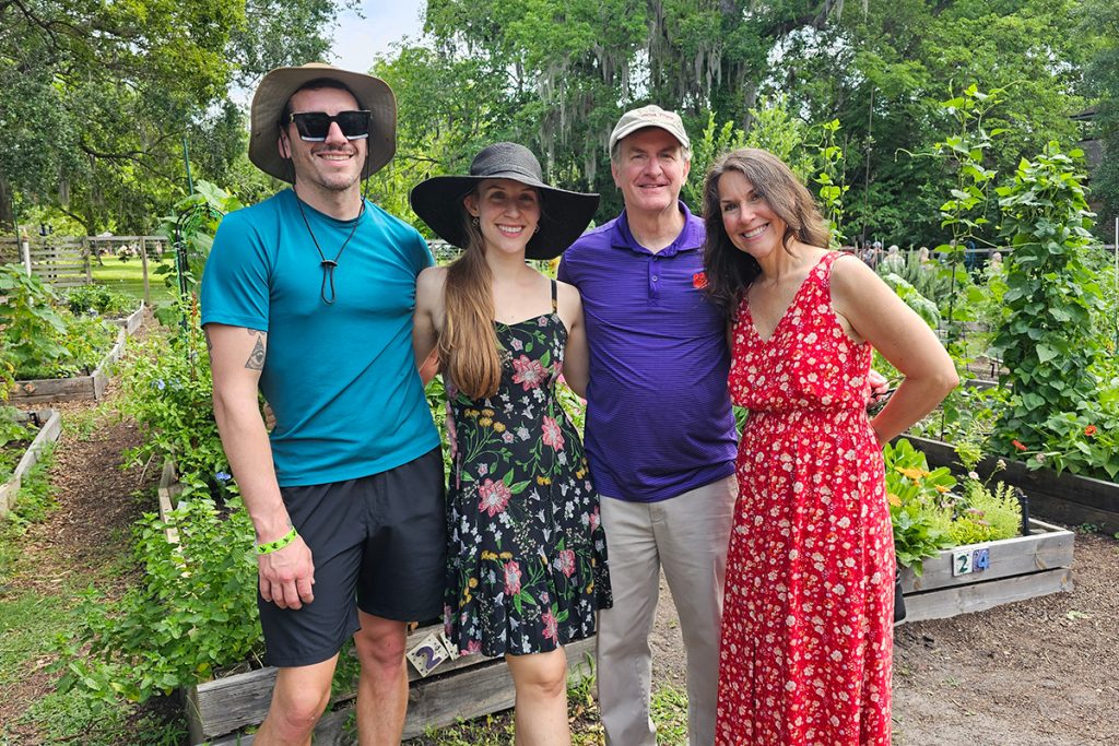 Sabin Russell with Kay Senn, Steve Senn, Leslie Jamesson