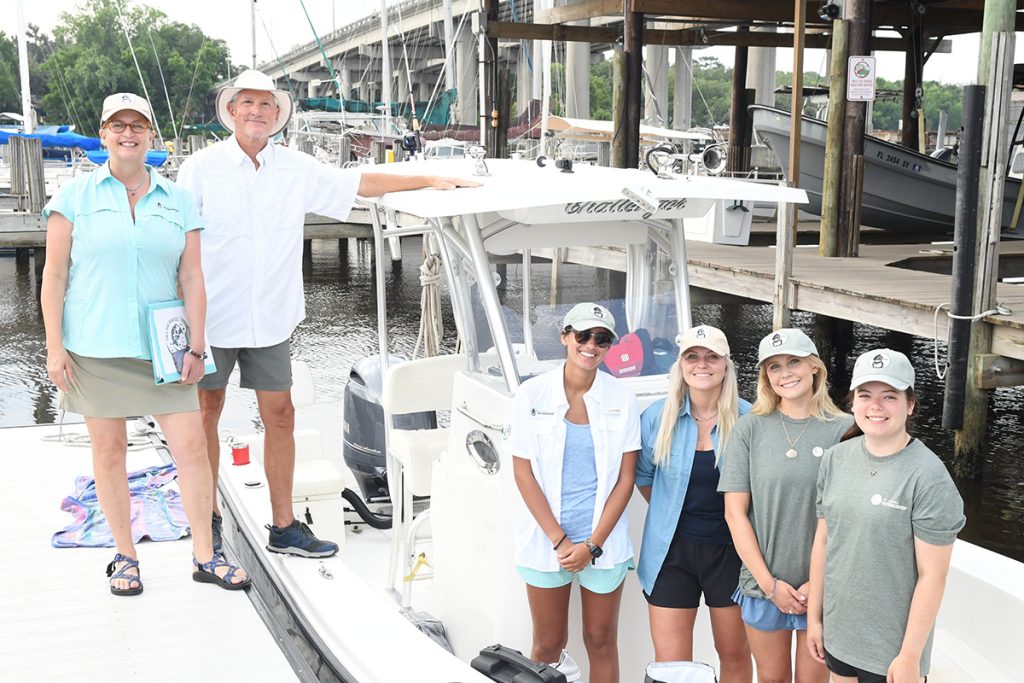 St. Johns Riverkeeper Lisa Rinaman joins Captain Steve Cobb and research participants Soraya Aidinejad, Abby O’Neill, Ellie McComas and Meagan Lamey.