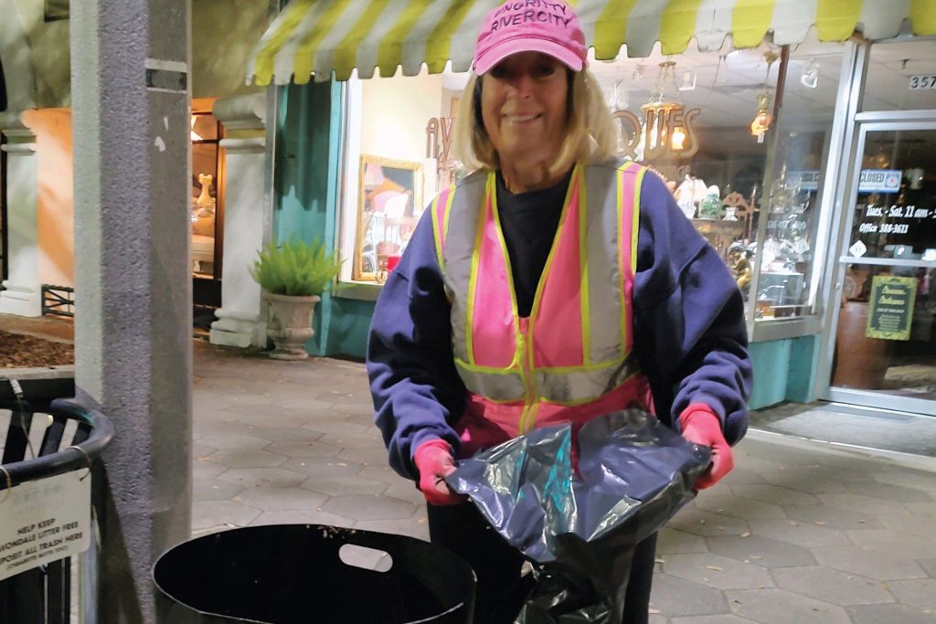 Jane Riechmann is a familiar sight along St. Johns Avenue at the Shoppes of Avondale, where she picks up trash three times a week.