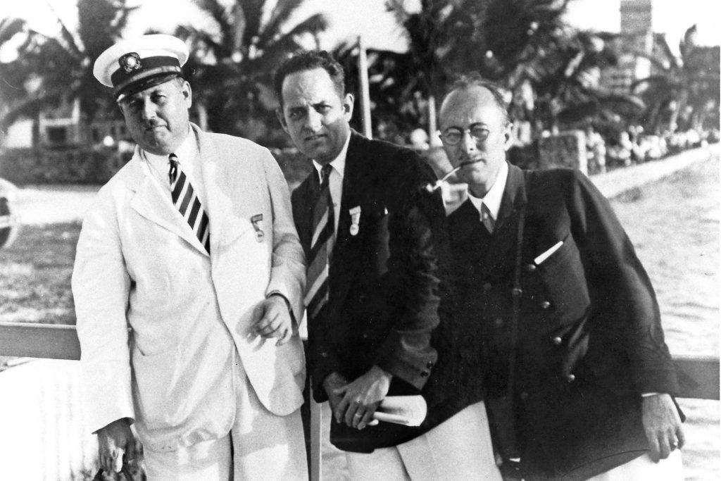 Donald M Barnett with Sidney Simmons and Frank P Huckins Miami Boat Show 1928 | Photo: Courtesy of John M Simmons