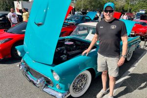 People’s Choice Award went to 1956 Peacock Blue Ford Thunderbird, owned by Dave Garlington. | Photo: Joe DeSalvo