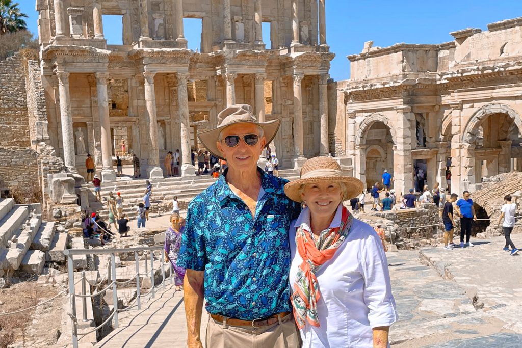 Arnold and Pat enjoy traveling and experiencing new adventures.