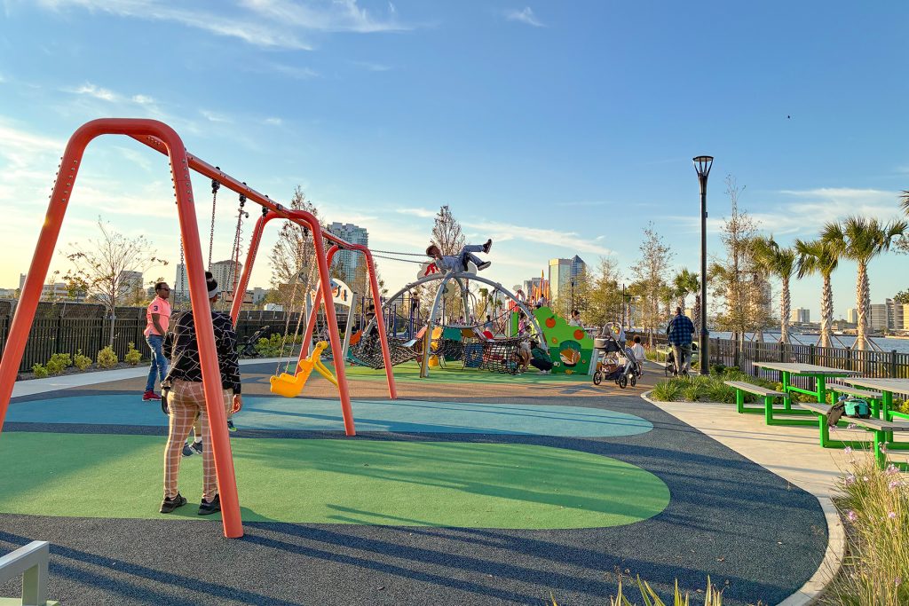 The new riverfront parks offer something for everyone – and all ages – to enjoy along the Southbank.