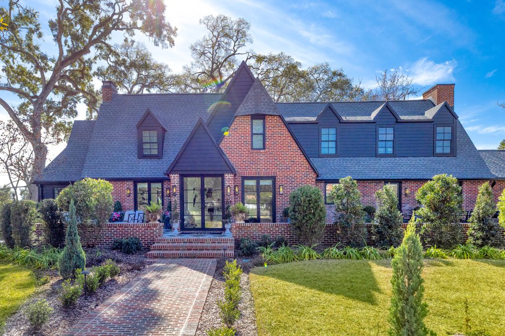 1954 Greenwood Avenue (Featured Home and Twilight Party Host) | Photos: The Historic Collective