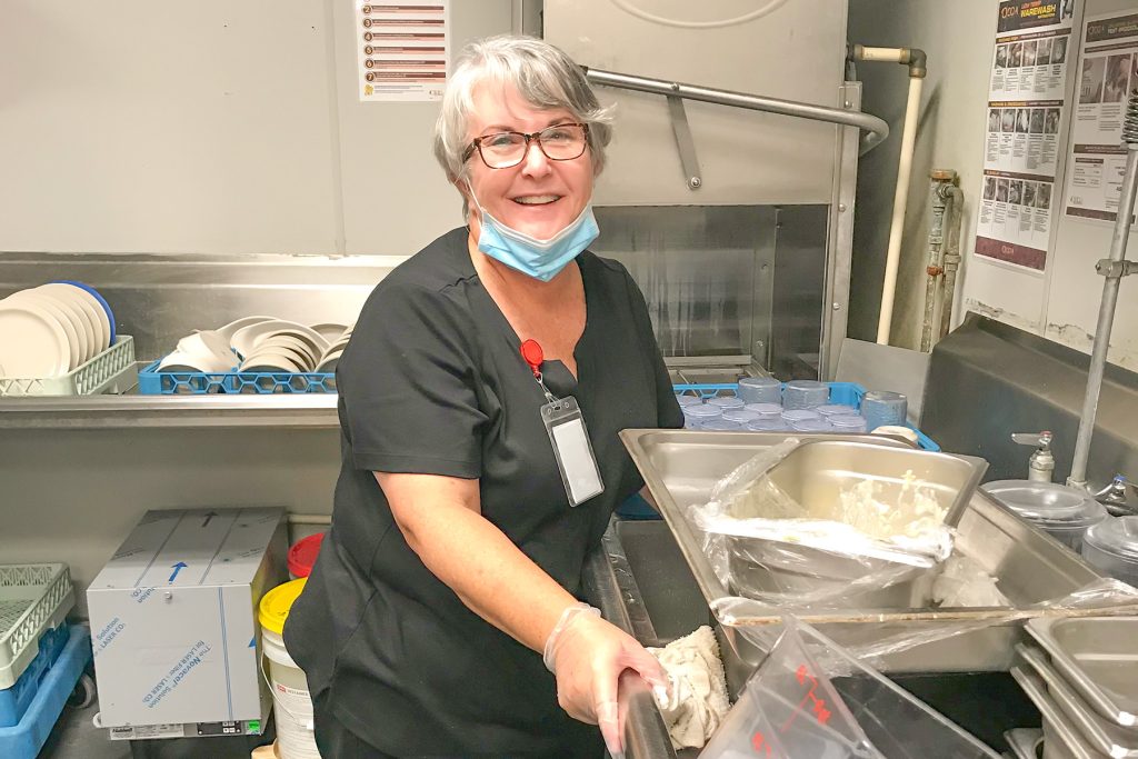 Daniel took a job as a dishwasher so she could see her husband
